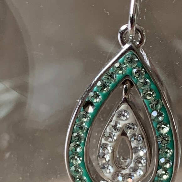 2 Pair Teardrop Earrings Faux Gems - Picture 4 of 7